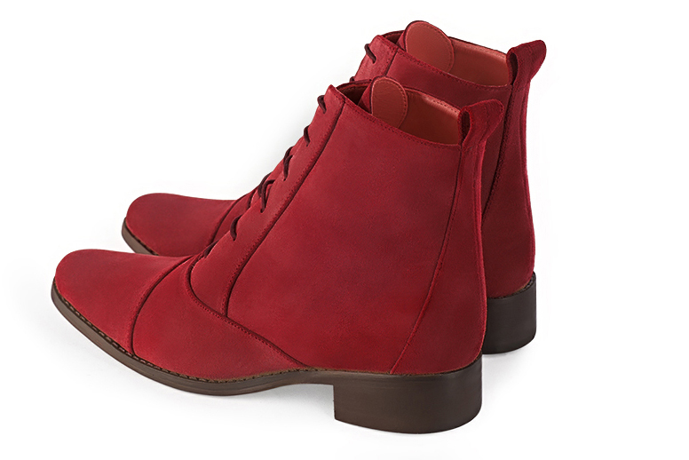 Burgundy red women's ankle boots with laces at the front. Round toe. Flat leather soles. Rear view - Florence KOOIJMAN